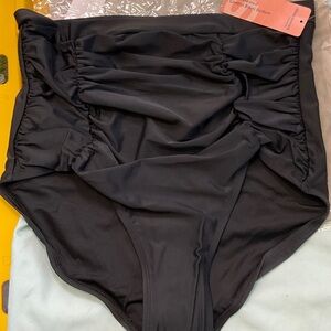 Shapermint Women's High-Waisted Control Bikini Bottoms - Black with Wash Bag